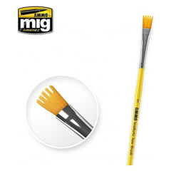 PREORDER Ammo by MIG - Brushes - 8 Synthetic Saw Brush