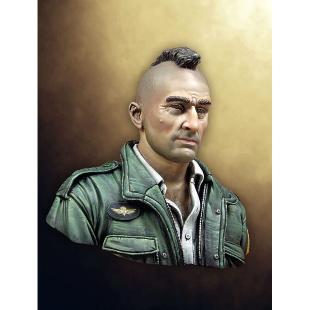 PREORDER Pegaso Models - Taxi Driver Bust 200mm