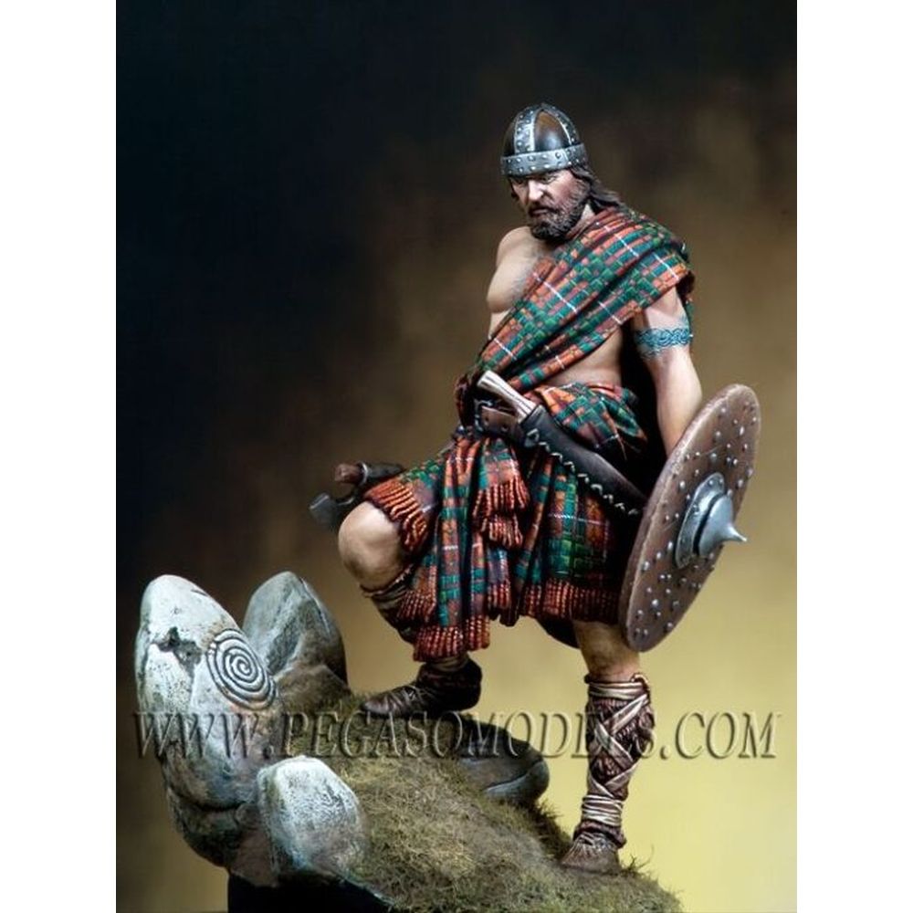 PREORDER Pegaso Models - Highlander Warrior 75mm on foot CLASSICS