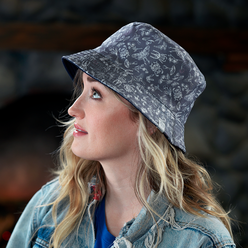 PREORDER Darrington Press - Beauty of Exandria: The Wildes - Critical Role Reversible Bucket Hat