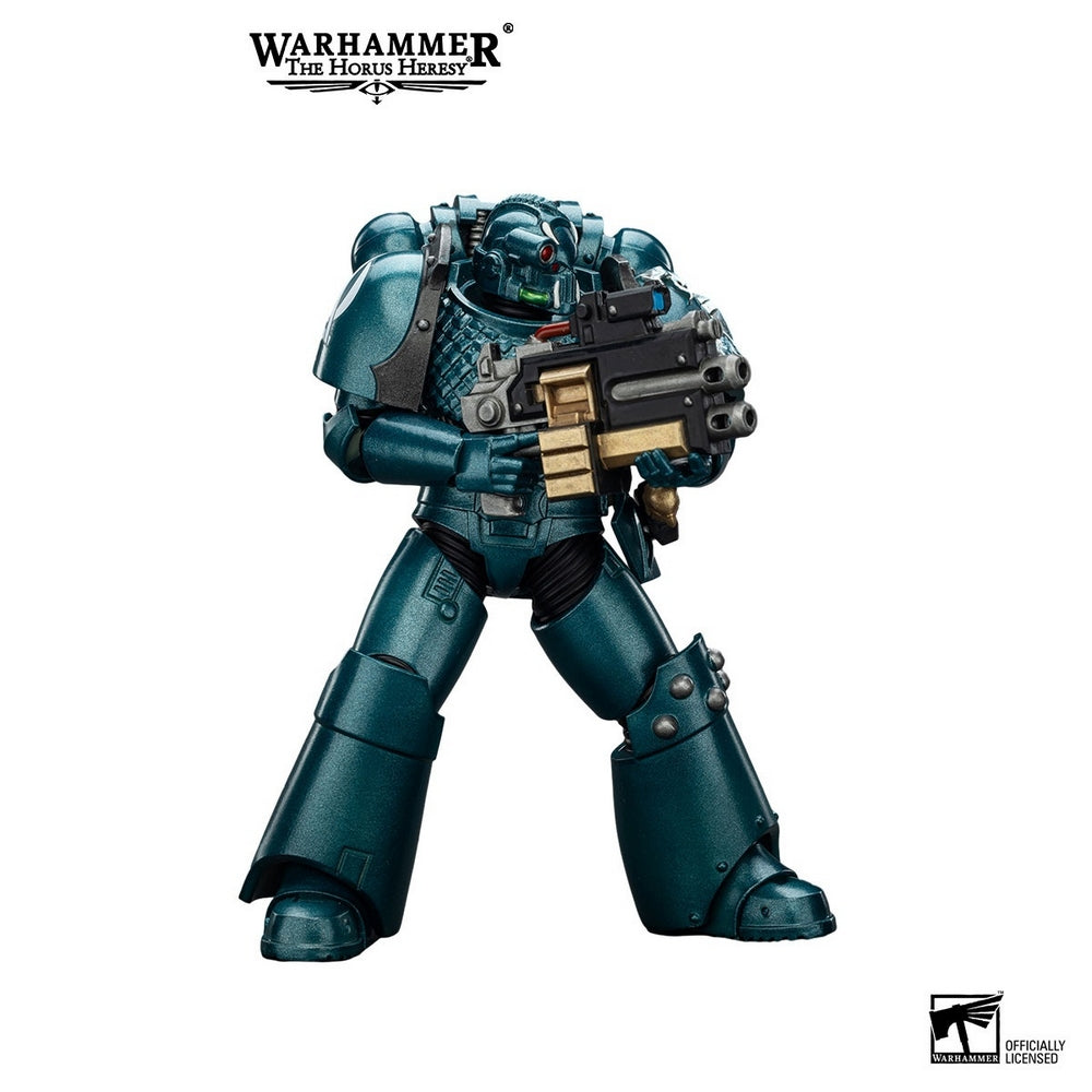 PREORDER Warhammer Collectibles: 1/18 Scale Alpha Legion Headhunter With Banestrike Combi-Bolter