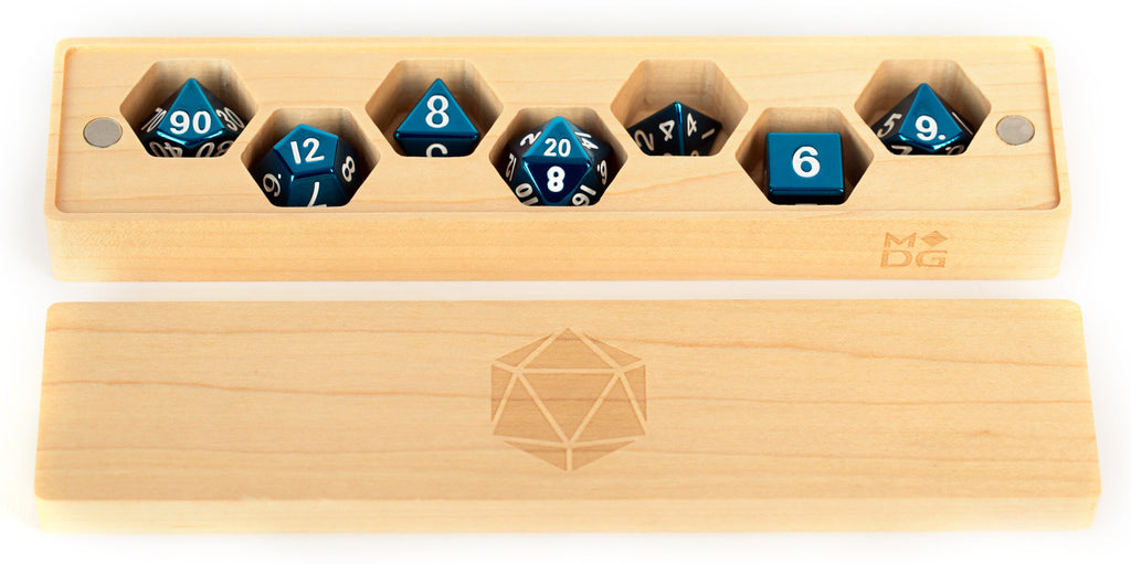 Fanroll: Premium Wood Dice Vault: Maple