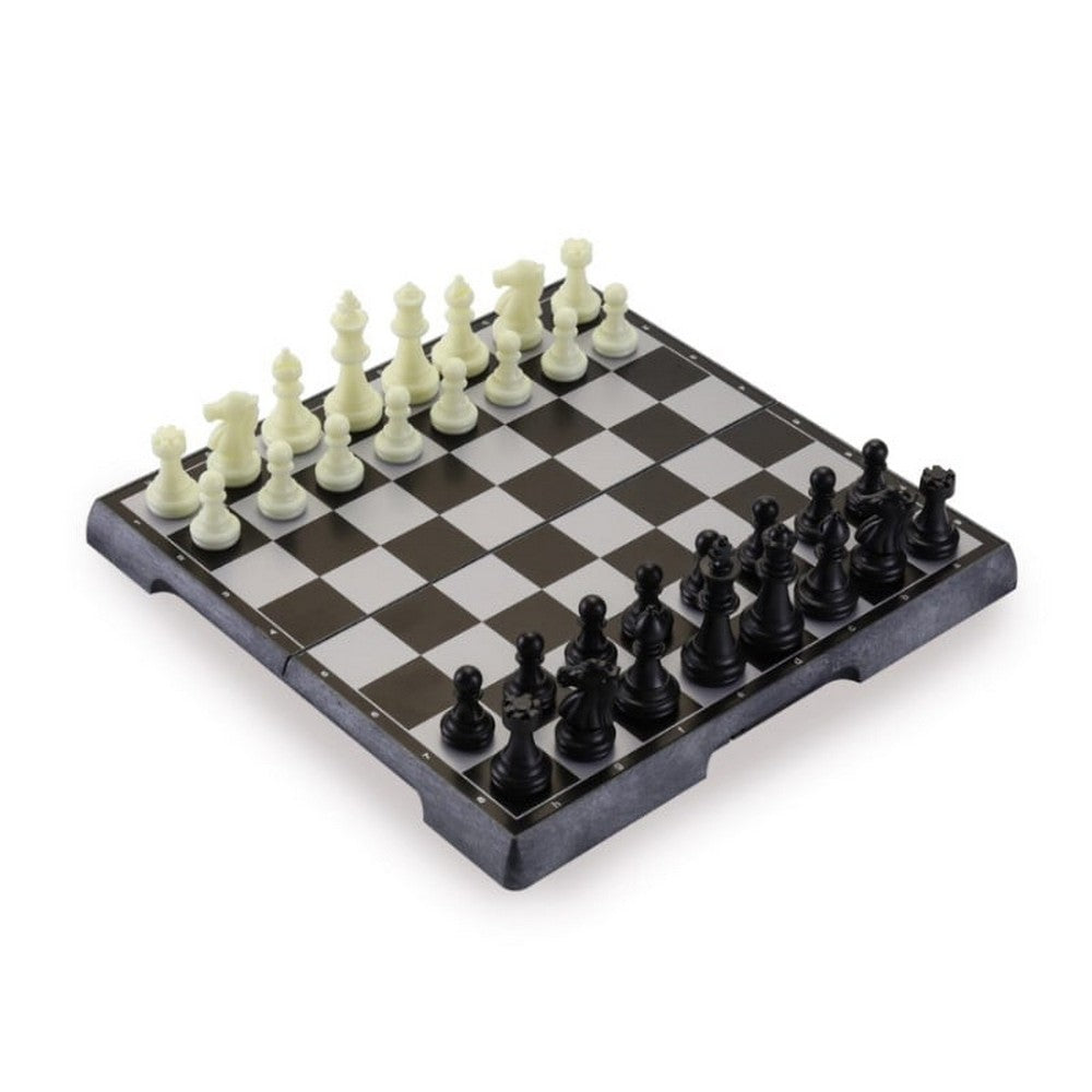 PREORDER Chess Magnetic 8 (P&G)