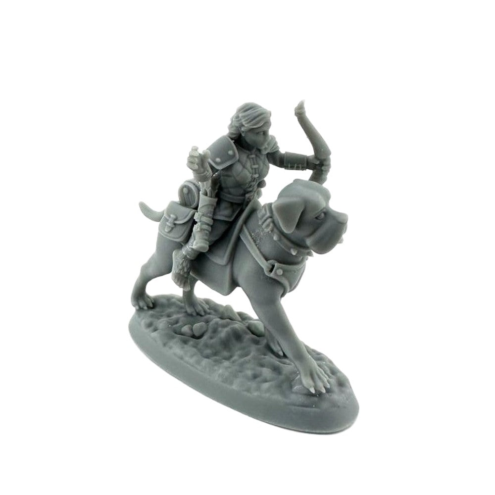 PREORDER Reaper: Dungeon Dwellers: Female Halfling Dog Rider (Plastic)