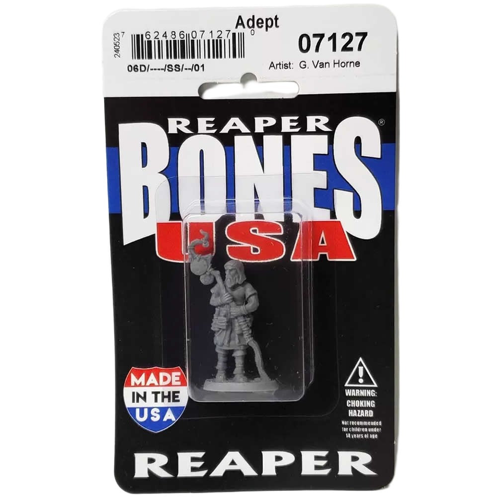 PREORDER Reaper: Dungeon Dwellers: DDRPG: Adept (Plastic)
