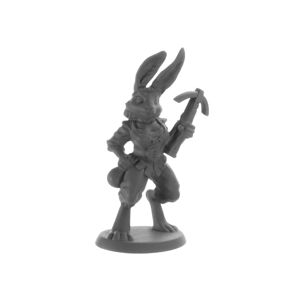 PREORDER Reaper: Bones USA Reaper Legends: Enrieth - Female Harefolk Rogue (Plastic)