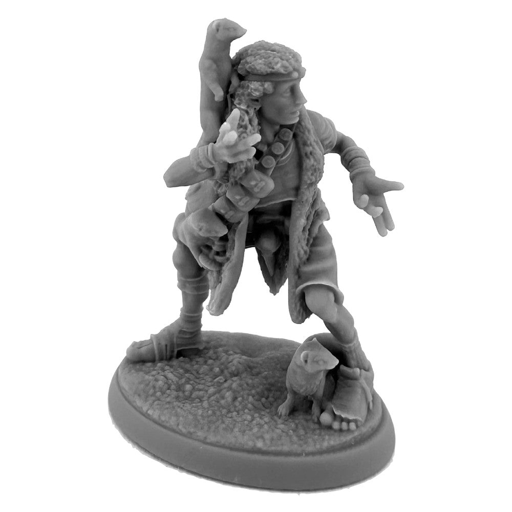 PREORDER Reaper: Bones USA Reaper Legends: Elusive Weaselmancer (Plastic)