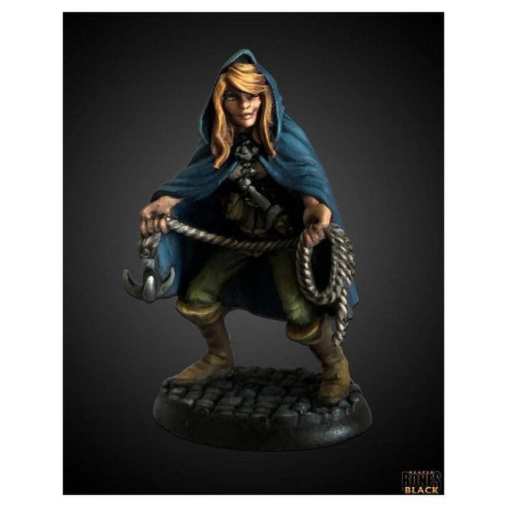 PREORDER Reaper: Bones Black: Daschelle - Female Rogue (Plastic)
