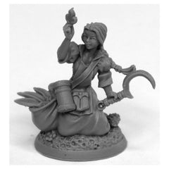 PREORDER Reaper: Bones Black: Juliana - Dreadmere Herbalist (Plastic)