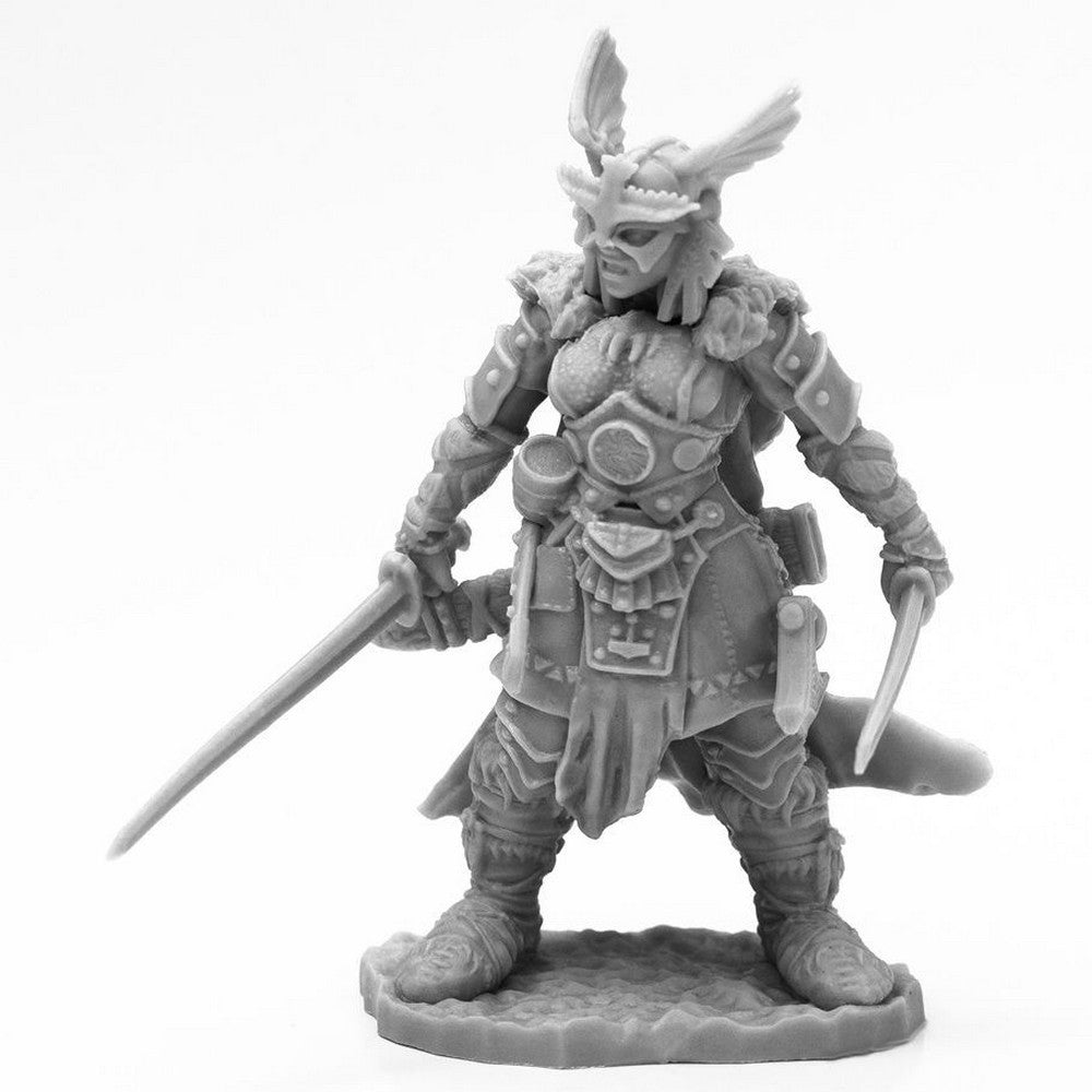 PREORDER Reaper: Bones Black: Frost Giant Heroine (Plastic)
