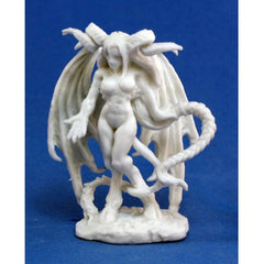 PREORDER Reaper: Bones Classic: Virina - Female Demon (Plastic)