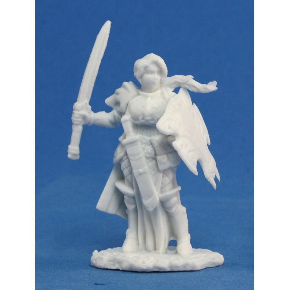 PREORDER Reaper: Bones Classic: Trista - the White Wolf (Plastic)
