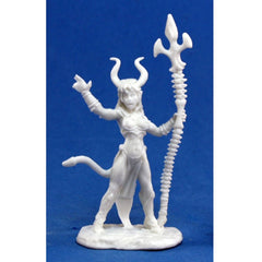 PREORDER Reaper: Bones Classic: Sinessa - Hellborn Sorceress (Plastic)
