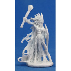 PREORDER Reaper: Bones Classic: Tierdeleira - Dark Elf Cleric (Plastic)