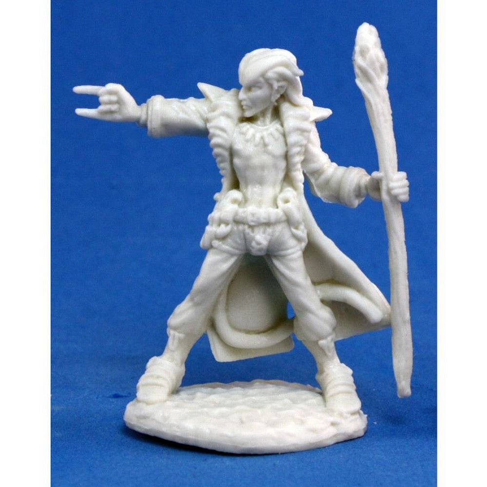 PREORDER Reaper: Bones Classic: Damien - Hellborn Wizard (Plastic)