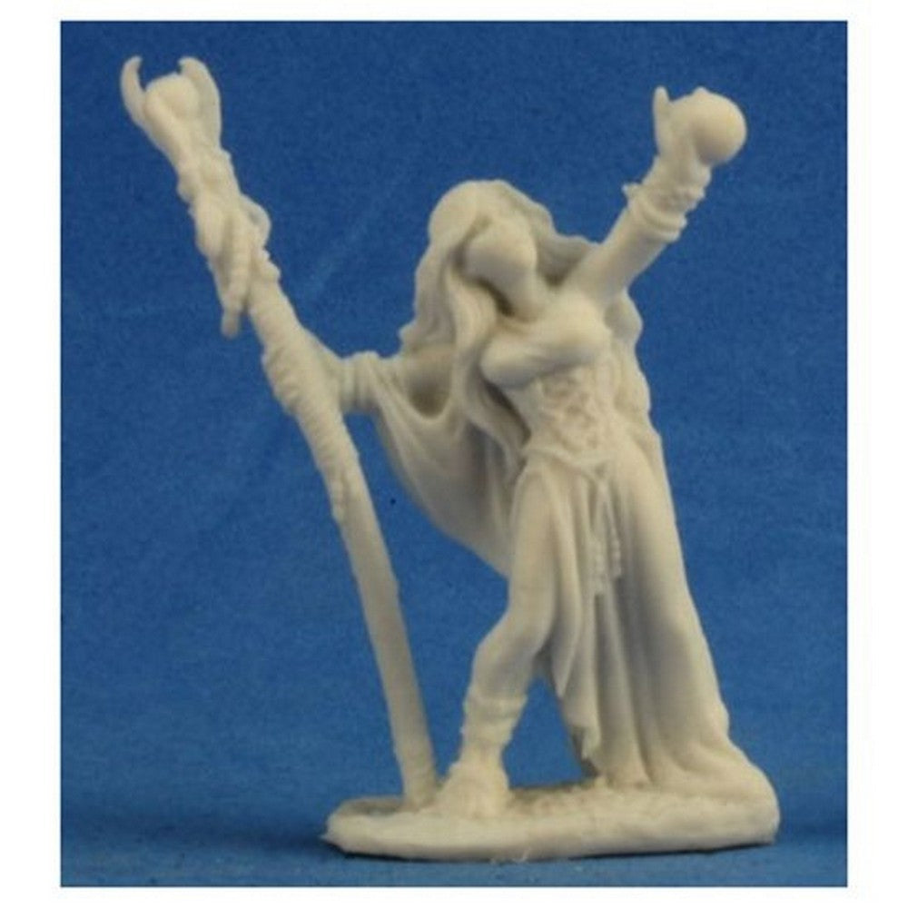 PREORDER Reaper: Bones Classic: Sarah the Seeress (Plastic)