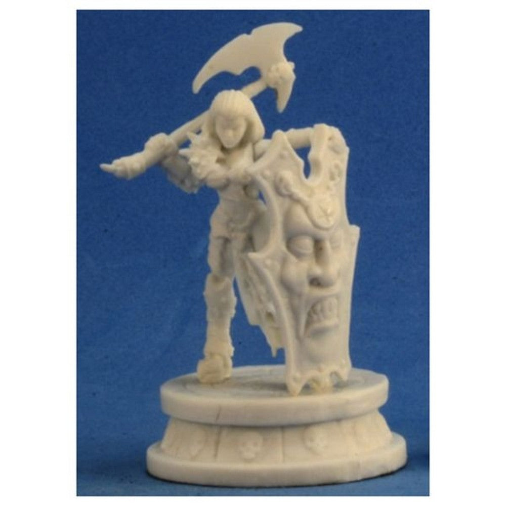 PREORDER Reaper: Bones Classic: Female Antipaladin (Plastic)