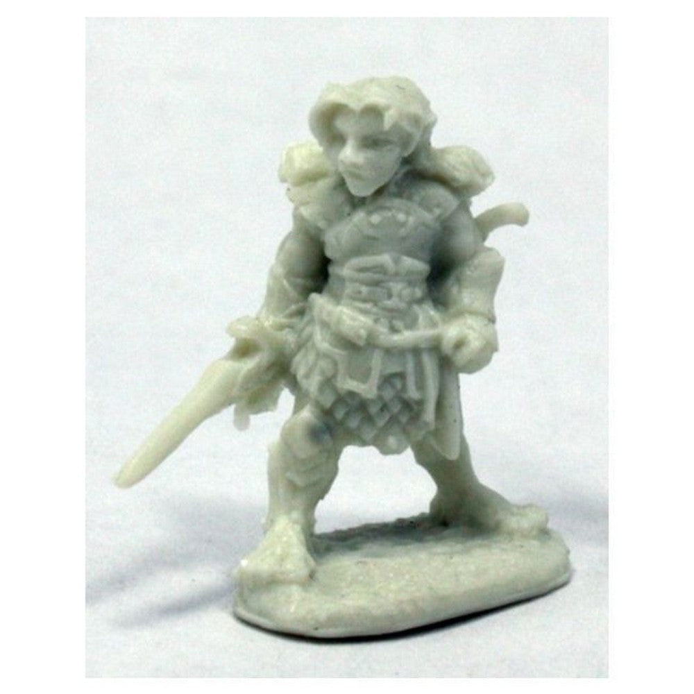 PREORDER Reaper: Bones Classic: Dingo - Halfling Rogue (Plastic)