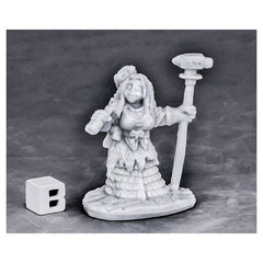 PREORDER Reaper: Bones Classic: Dwarf Forge Priestess (Plastic)