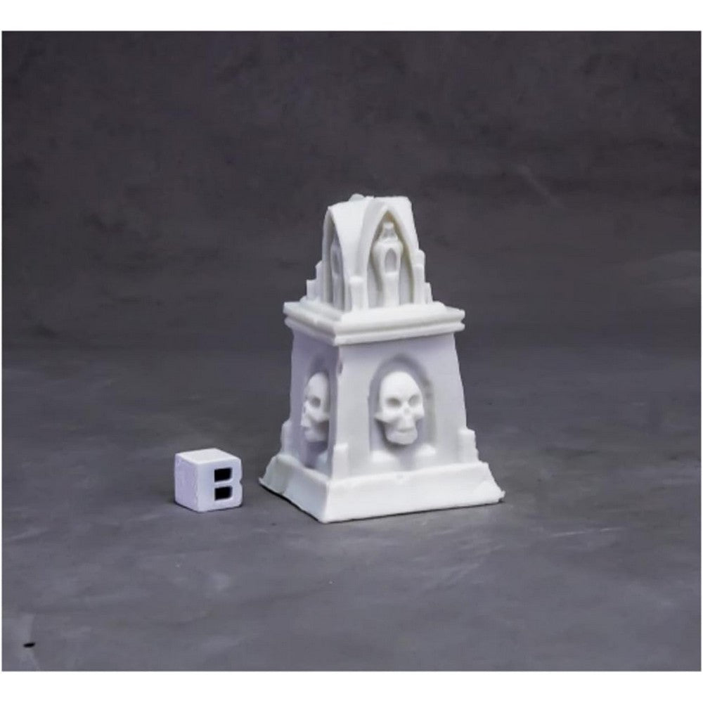 PREORDER Reaper: Bones Classic: Graveyard Altar (Plastic)