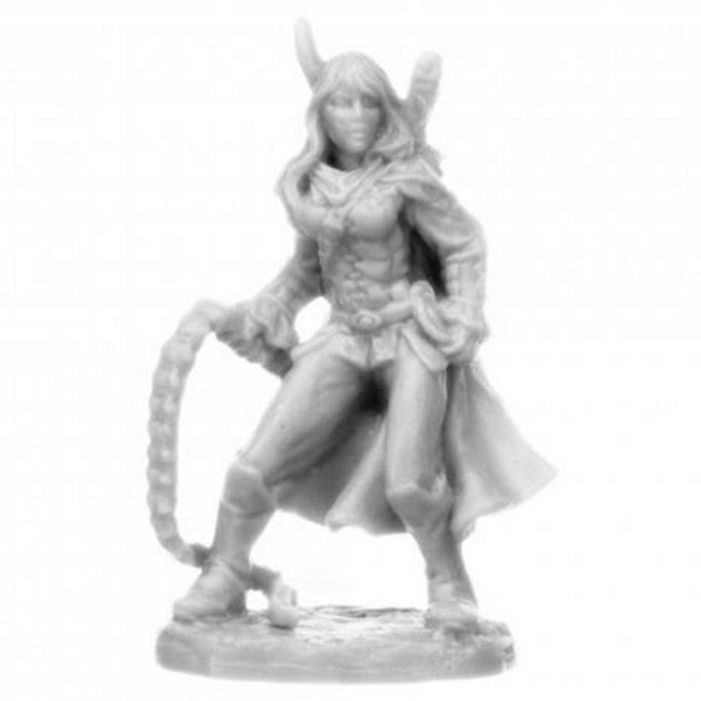 PREORDER Reaper: Bones Classic: Amrielle - Female Ranger (Plastic)
