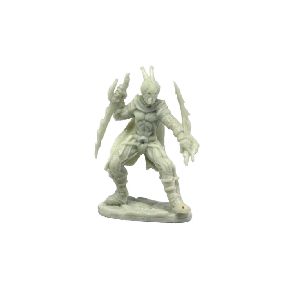 PREORDER Reaper: Pathfinder Bones: Red Mantis Assassin (Plastic)