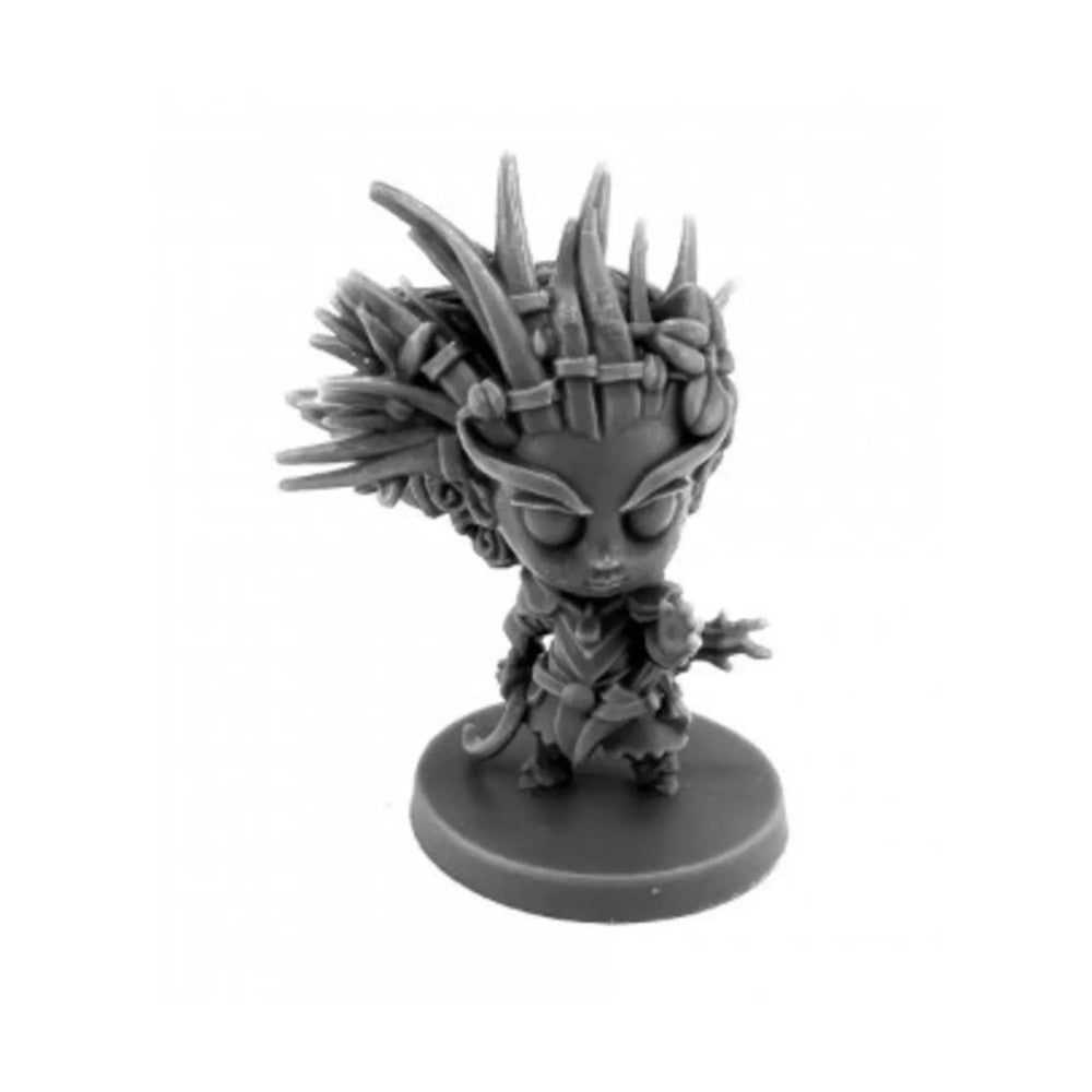 PREORDER Reaper: Pathfinder Bones: Lini - Iconic Chibi Druid (Plastic)