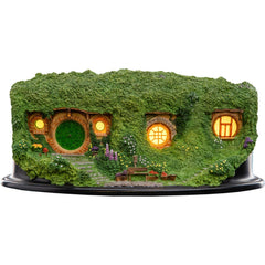 PREORDER WETA - Environment - Hobbit Hole - Bag End - Illuminated Edition