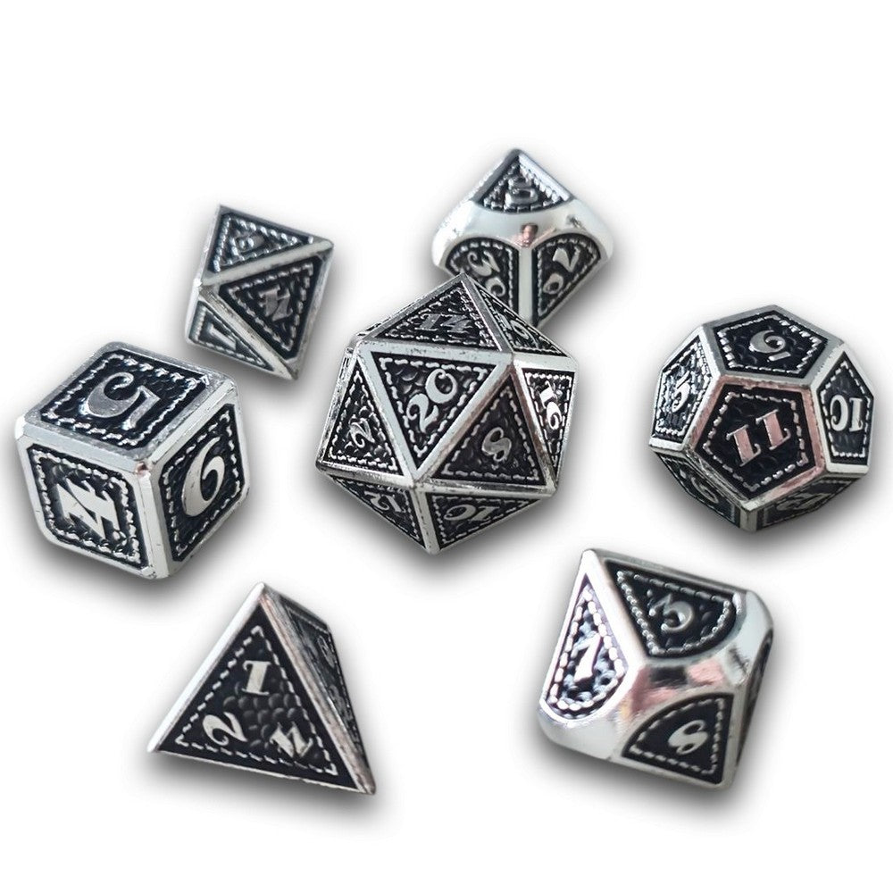PREORDER Chronicle - Black Scalemail Metal Dice Set