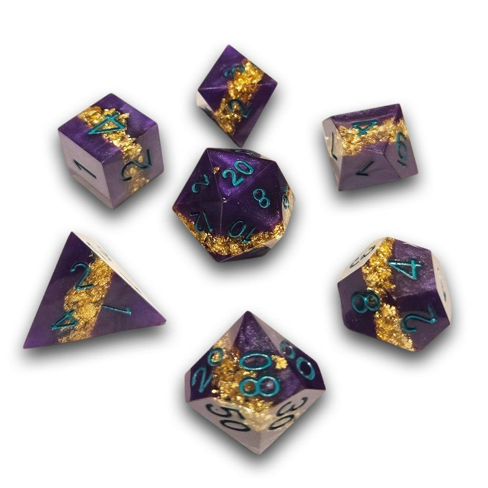 PREORDER Chronicle - Purple Goldvein Sharp Resin Dice Set