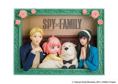 PREORDER Spy x Family Non Articulated Figure The Forgers