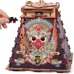 CluePuzzle - Pyramid of the Sun - Clue box and Jigsaw