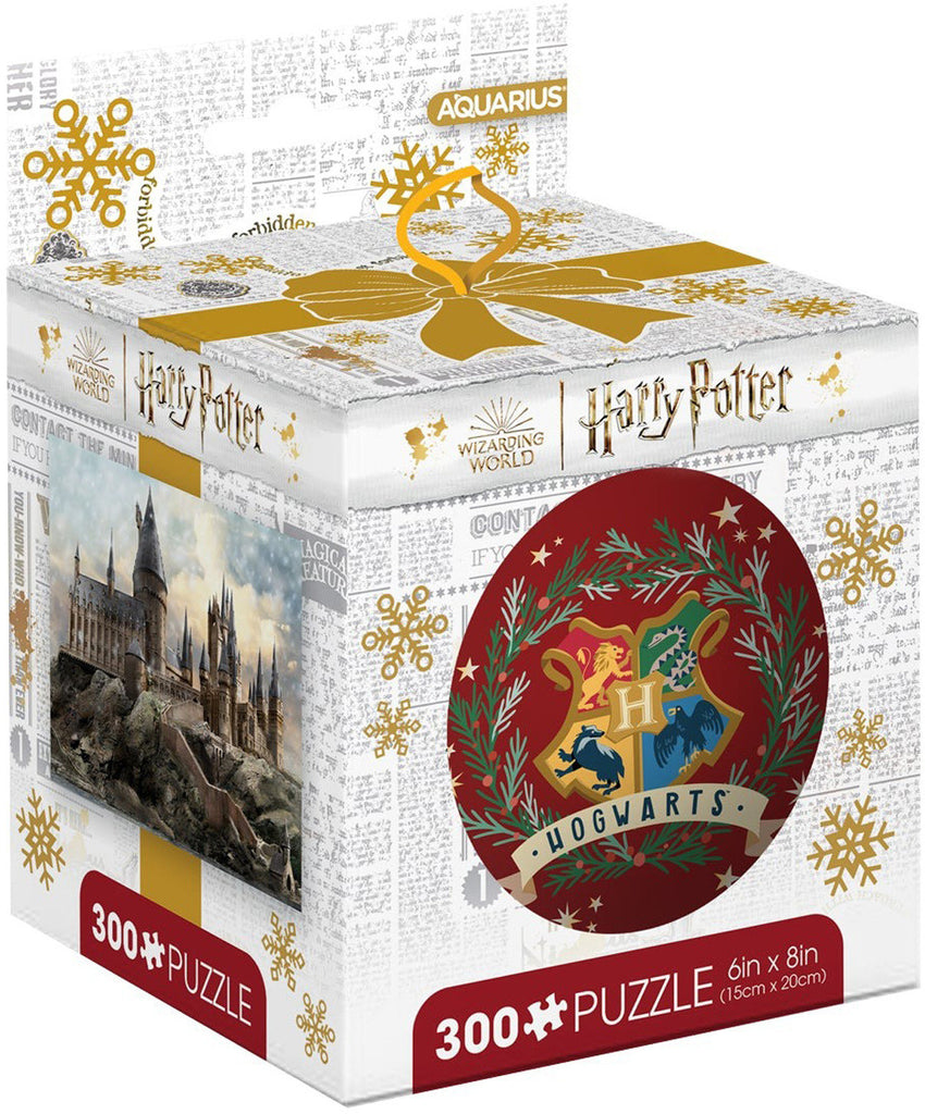 PREORDER Aquarius Puzzle Harry Potter Hogwarts Christmas in Tin Globe Puzzle 300 pieces