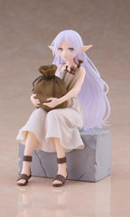 PREORDER Frieren Beyond Journeys End Desktop Cute Figure Frieren (In Training Version)