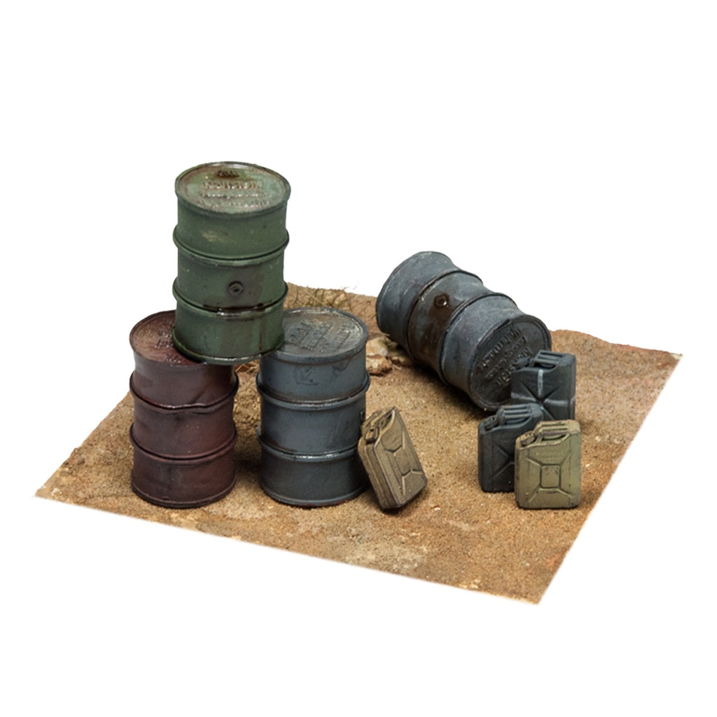 PREORDER Scale 75 - Figures - Warfront - German Supplies - Fuel Drums And Jerrycans 35mm