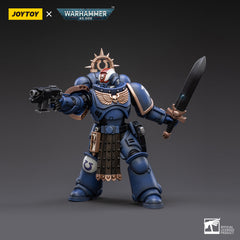 Warhammer Collectibles: 1/18 Scale Ultramarines Primaris Lieutenant Amulius