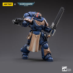 Warhammer Collectibles: 1/18 Scale Ultramarines Primaris Lieutenant Horatius