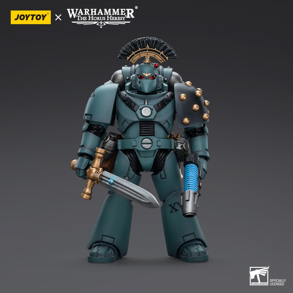 PREORDER Warhammer Collectibles: 1/18 Scale Sons of Horus MKVI Tactical Squad Sergeant with Power Sword